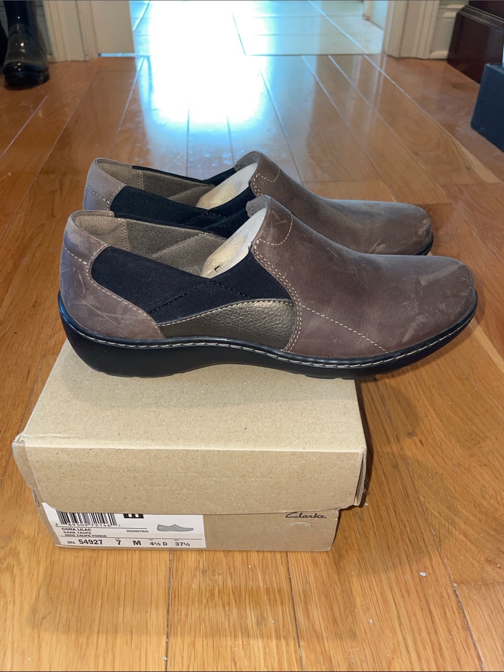 Clarks Women’s Cora Lilac Slip-On Loafers in Dark Taupe with Black 7